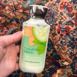 Bath & body works cucumber melon body lotion 8fl oz